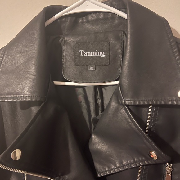 Tanming Faux Leather Jacket - Picture 2 of 3
